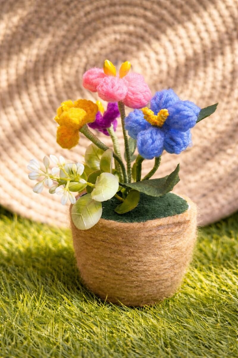 Handmade Crochet Flower Pot – Everlasting Bloom Decor